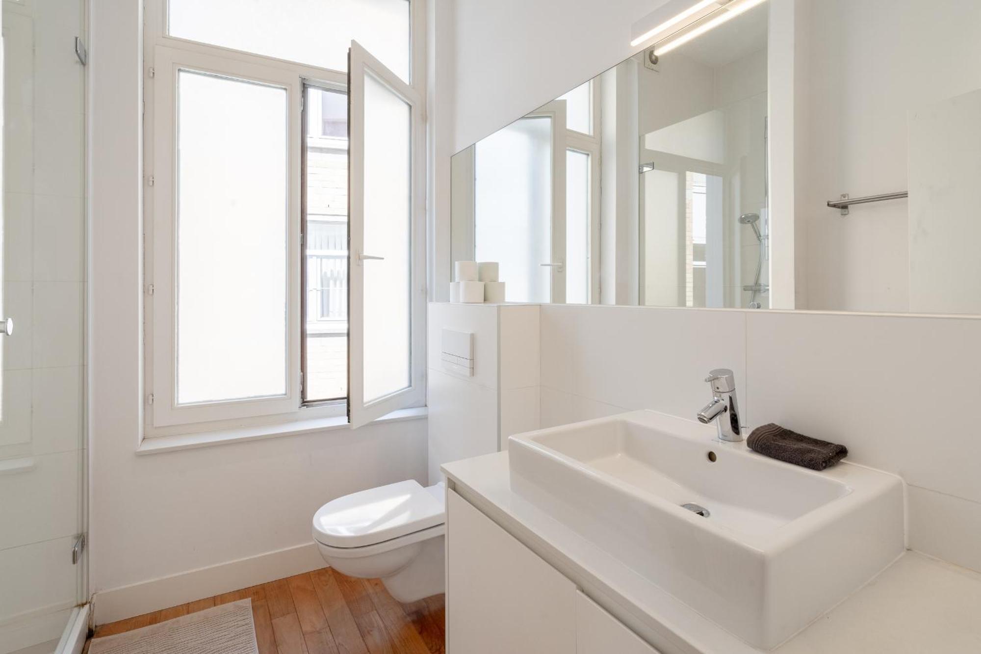 Beautiful Modern Apartment In The Heart Of 安特卫普 外观 照片
